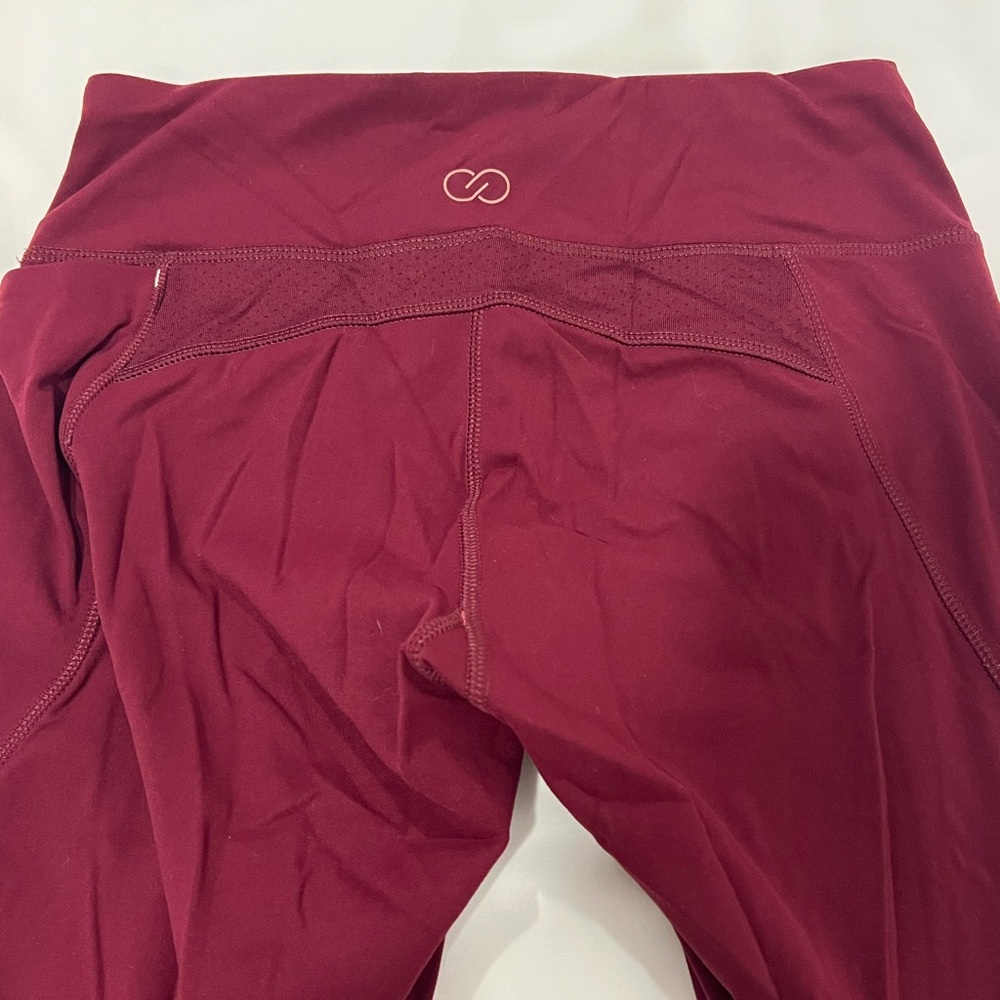 CALIA by Carrie Underwood Energize 7/8 Leggings in Crimson Trek/Ombré Scroll - Picture 12 of 14